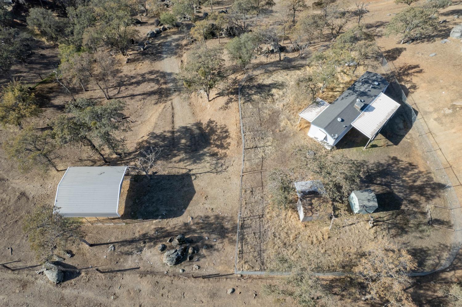 40778 Iris Road Squaw Valley, CA 93675 - Photo 38 of 44 a picture of a outdoor space