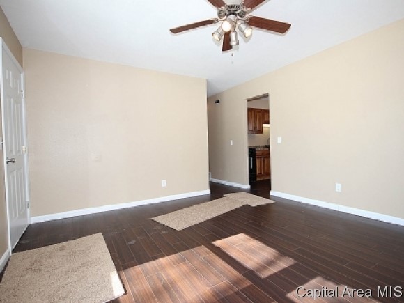 2305 Sutherland Road Springfield, IL 62702 - Photo 5 of 12