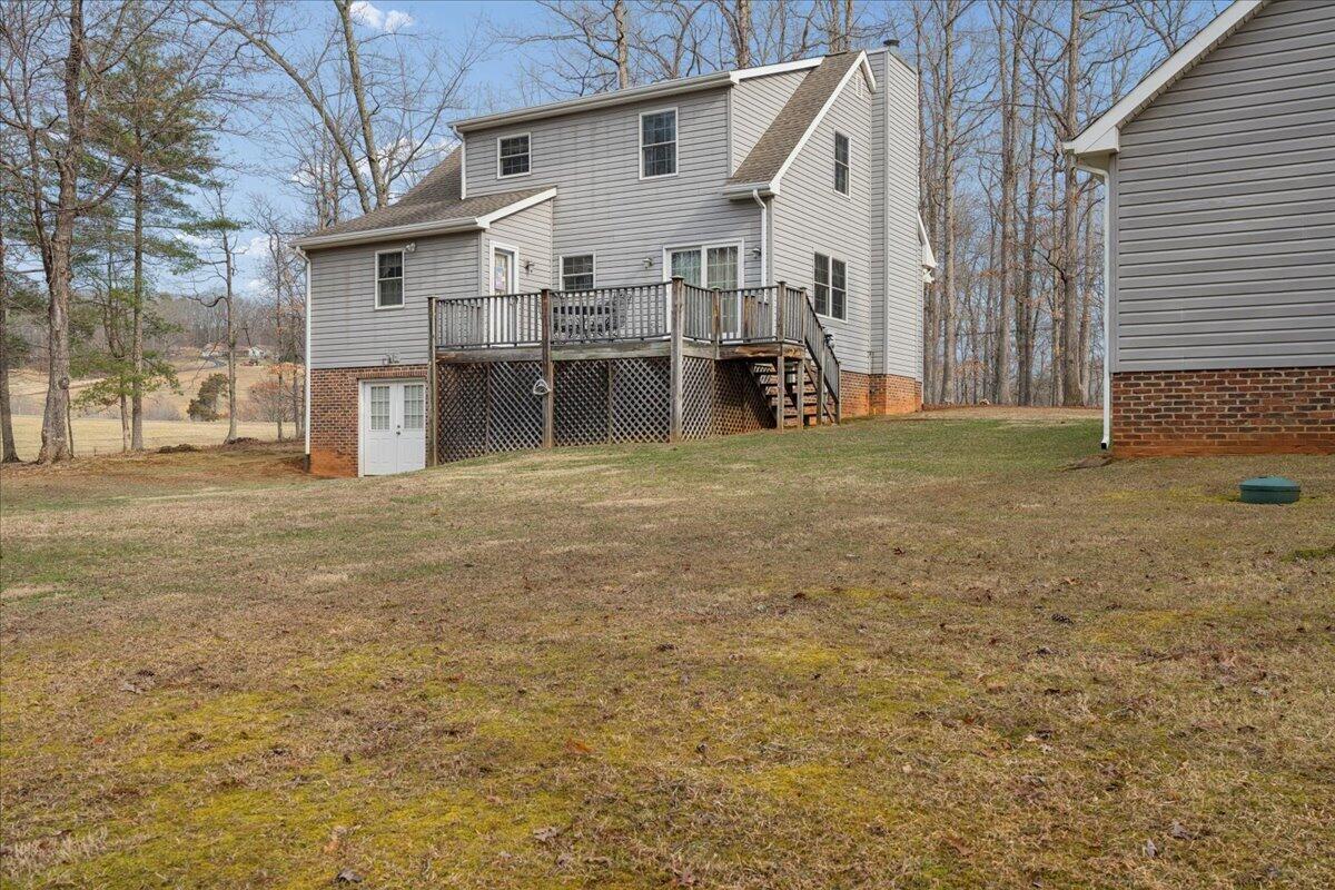 2064 Parker Road Bedford, VA 24523 - Photo 36 of 41 Back Yard