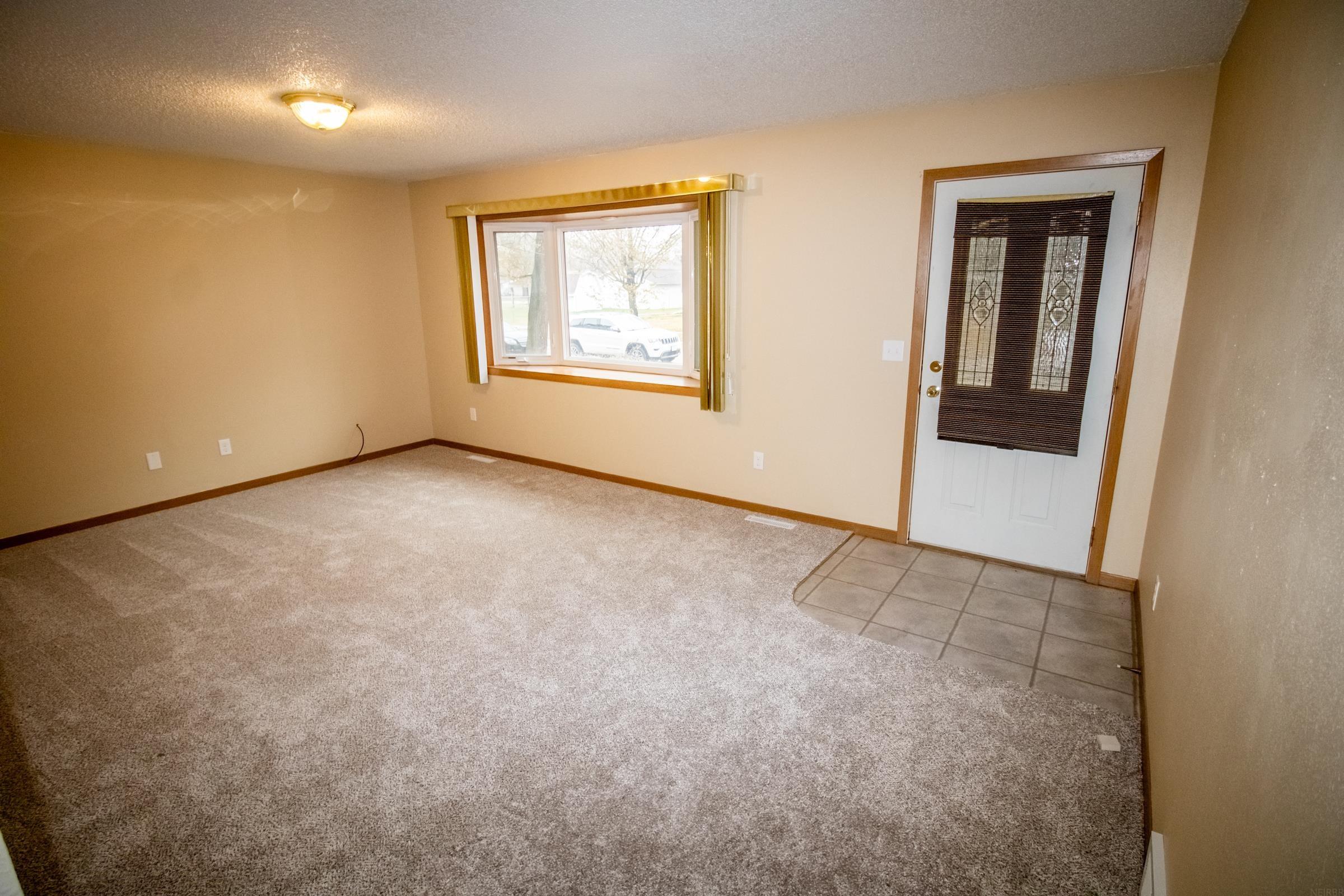 324 Bates Street Waterloo, IA 50703 - Photo 15 of 22 Gallery Image 15