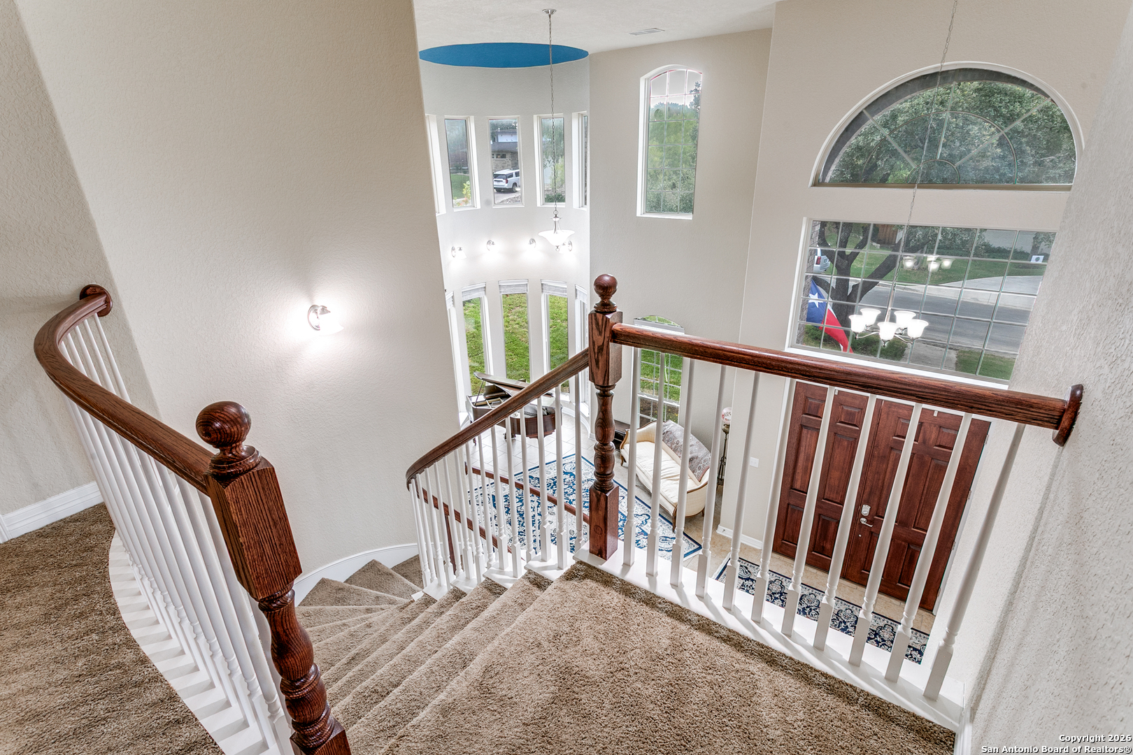 701 Morningside Drive Terrell Hills, TX 78209 - Photo 19 of 47 a view of entryway with wooden floor
