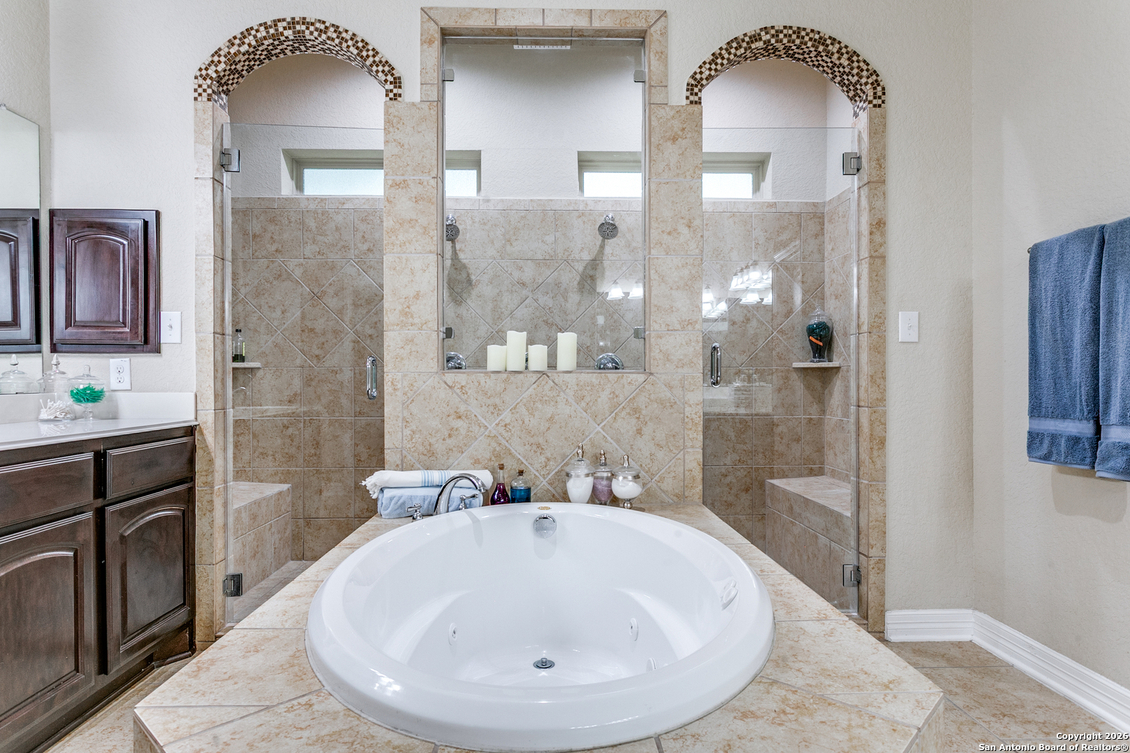 701 Morningside Drive Terrell Hills, TX 78209 - Photo 23 of 47 a bathroom with a sink a toilet and shower