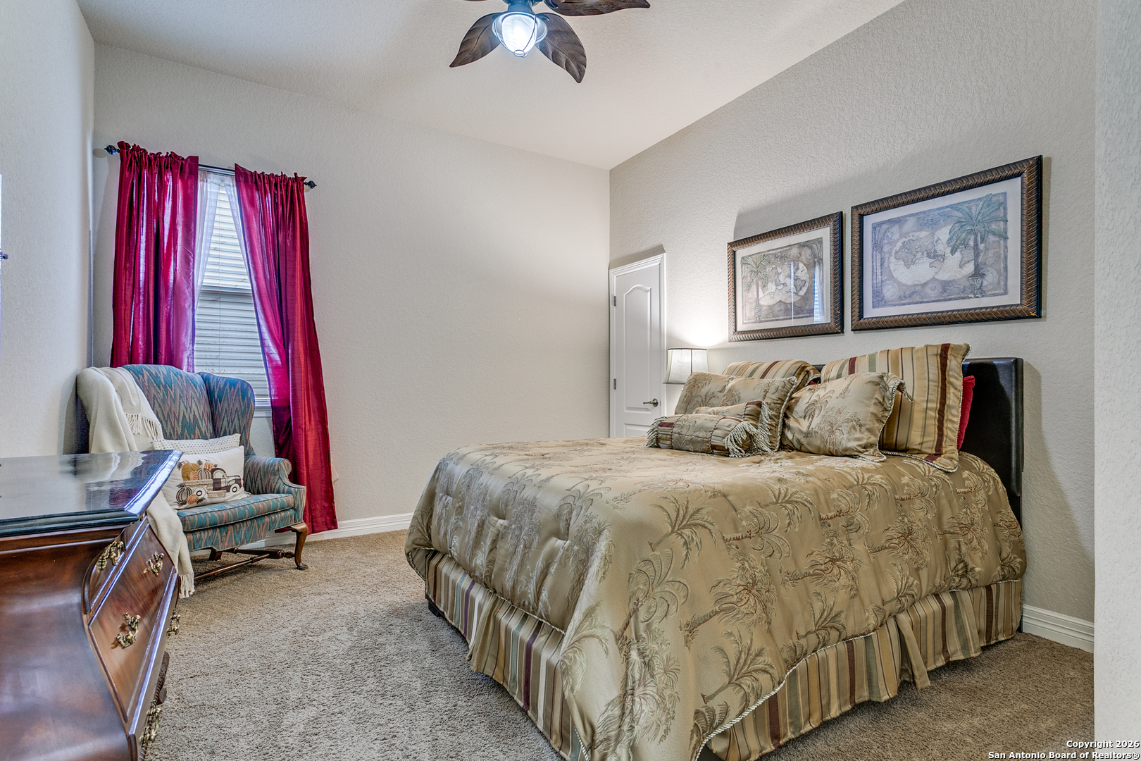 701 Morningside Drive Terrell Hills, TX 78209 - Photo 26 of 47 a bed room with a bed and a chair
