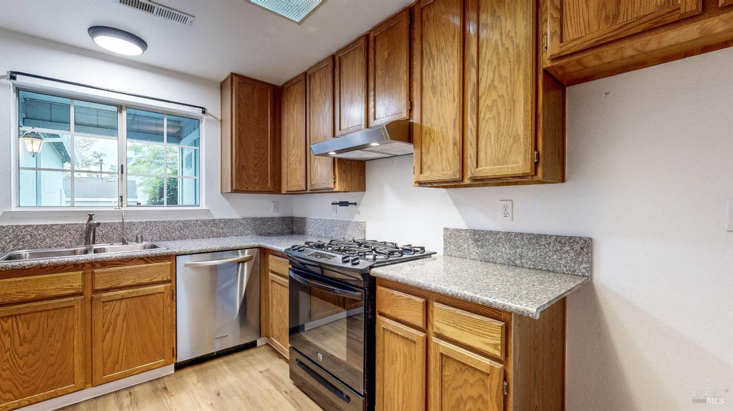 1770 Marlow Road Santa Rosa, CA 95401 - Photo 17 of 56