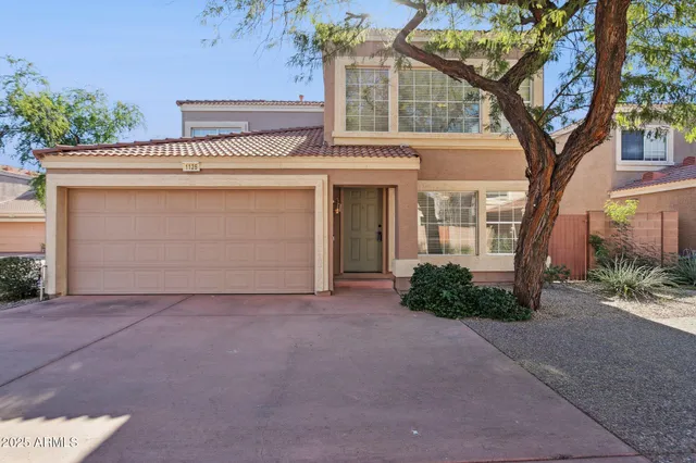 $2,300 | 17606 North 17th Place, Unit 1125, Phoenix, AZ 85022