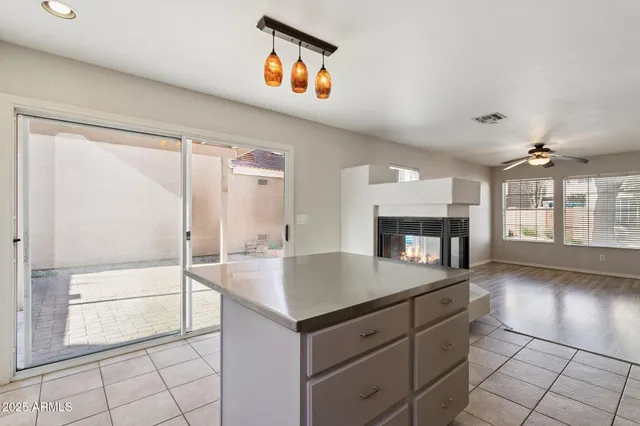 $2,300 | 17606 North 17th Place, Unit 1125, Phoenix, AZ 85022