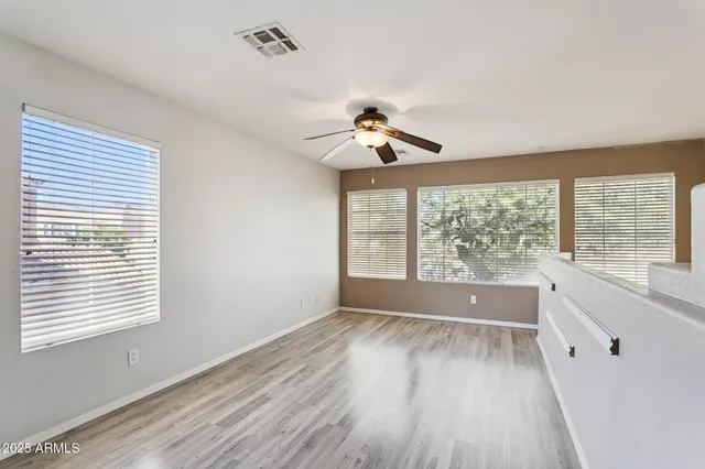 $2,300 | 17606 North 17th Place, Unit 1125, Phoenix, AZ 85022