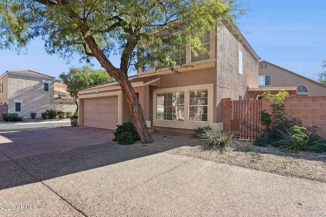 $2,300 | 17606 North 17th Place, Unit 1125, Phoenix, AZ 85022