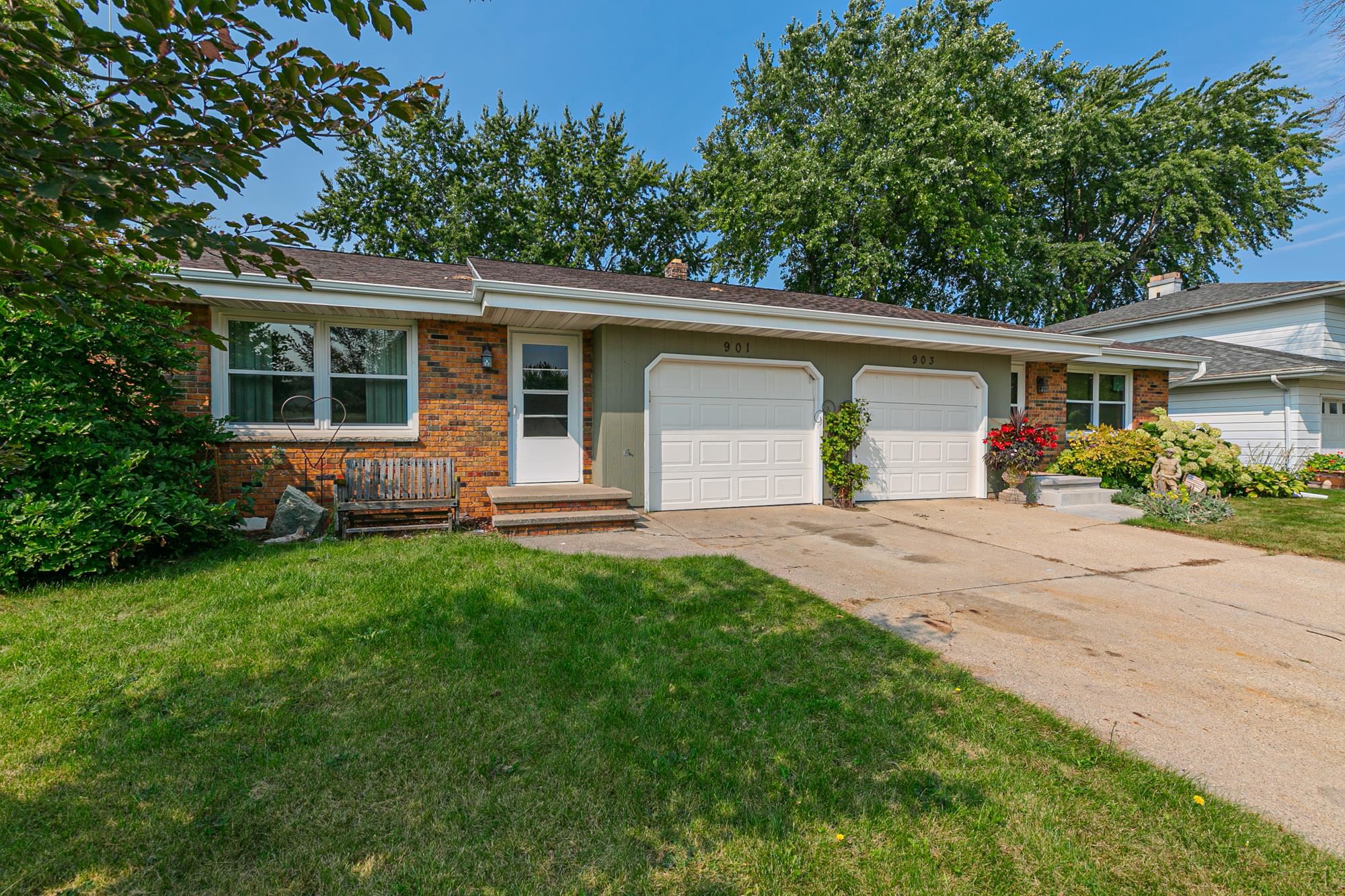 901 North Bay Ridge Road Appleton, WI 54915 - Photo 1 of 1 Gallery Image 1