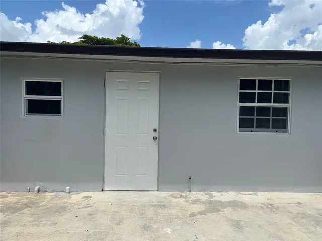 $1,200 | 13025 Northwest 2nd Avenue, North Miami, FL 33168