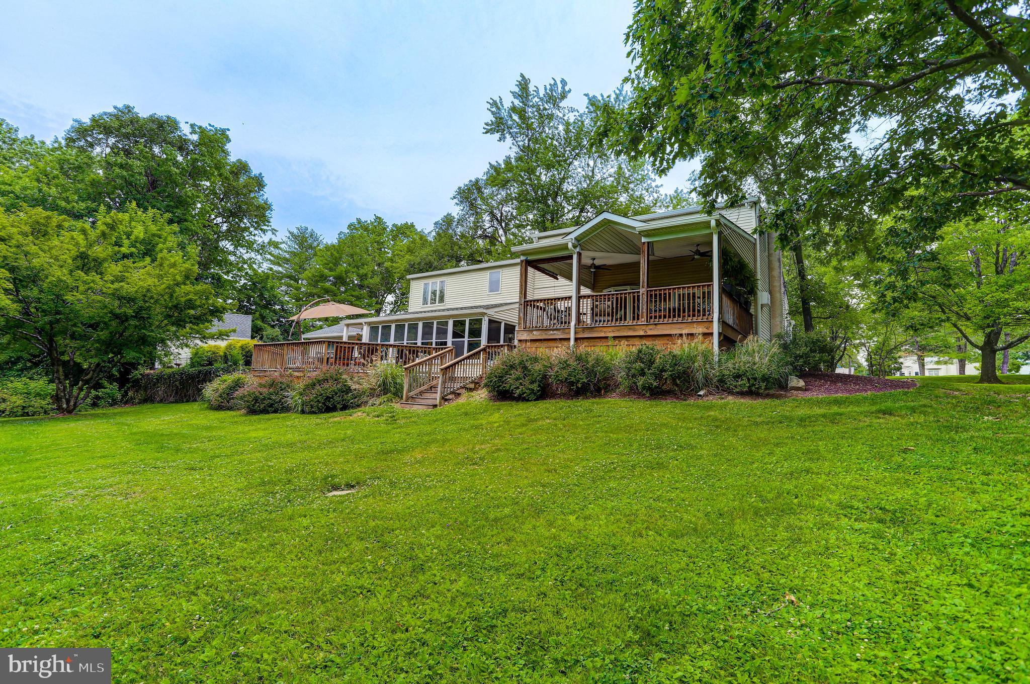 126 Cedar Hill Road Chalfont, PA 18914 - Photo 57 of 64 Exterior Back