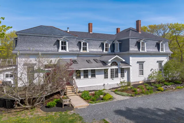 $869,000 | 19 Naskeag Point Road, Brooklin, ME 04616