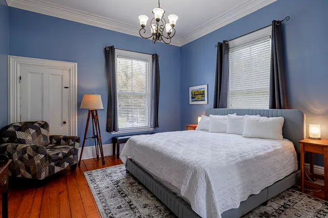 $869,000 | 19 Naskeag Point Road, Brooklin, ME 04616