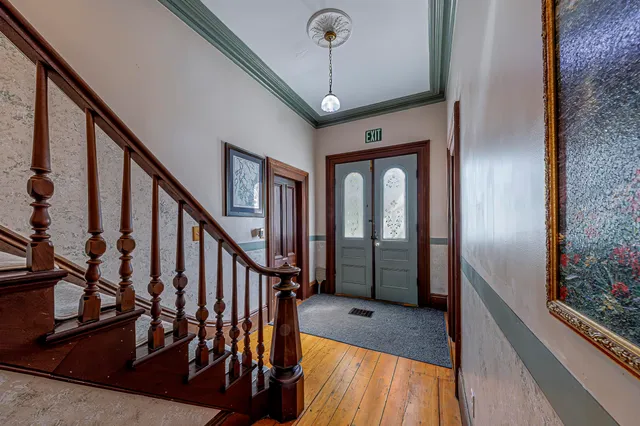 $869,000 | 19 Naskeag Point Road, Brooklin, ME 04616