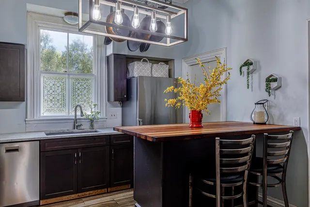 $869,000 | 19 Naskeag Point Road, Brooklin, ME 04616