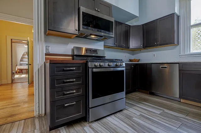 $869,000 | 19 Naskeag Point Road, Brooklin, ME 04616