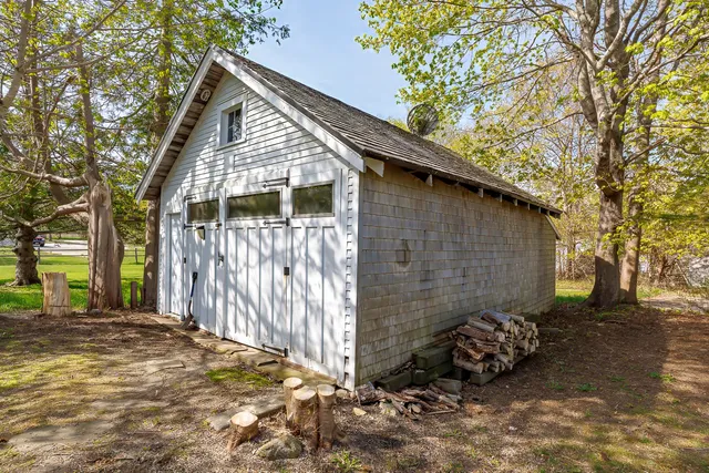 $869,000 | 19 Naskeag Point Road, Brooklin, ME 04616