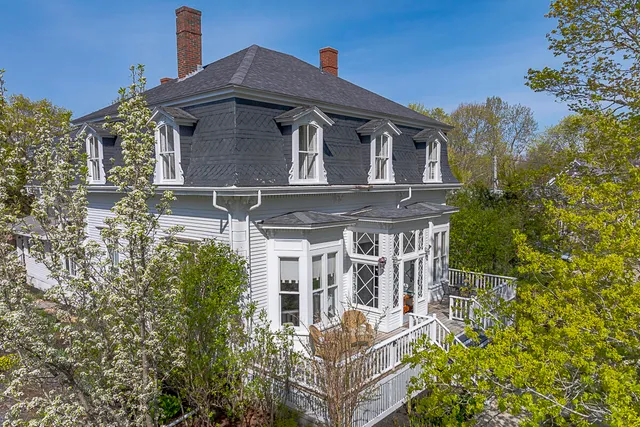 $869,000 | 19 Naskeag Point Road, Brooklin, ME 04616