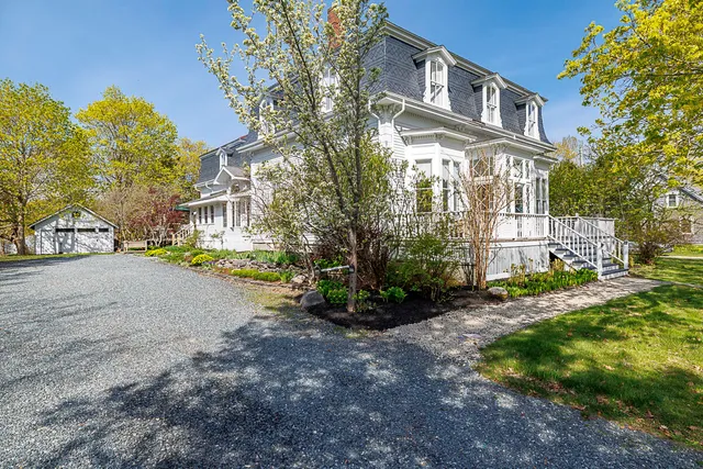 $869,000 | 19 Naskeag Point Road, Brooklin, ME 04616