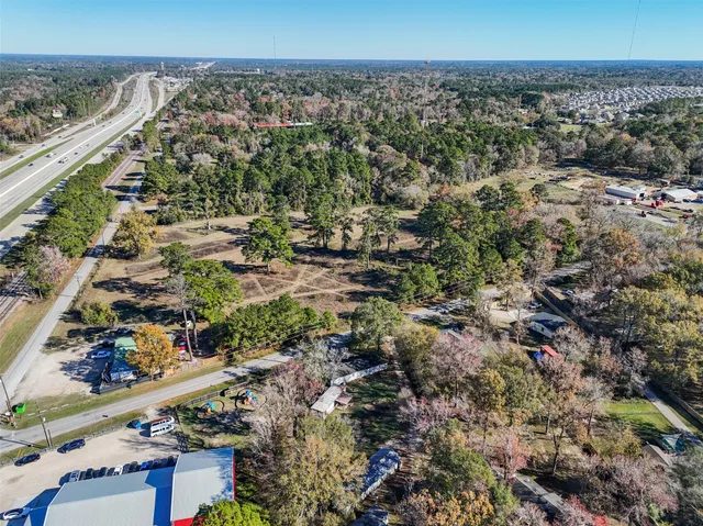 $699,999 | 15633 1st Street, Splendora, TX 77372