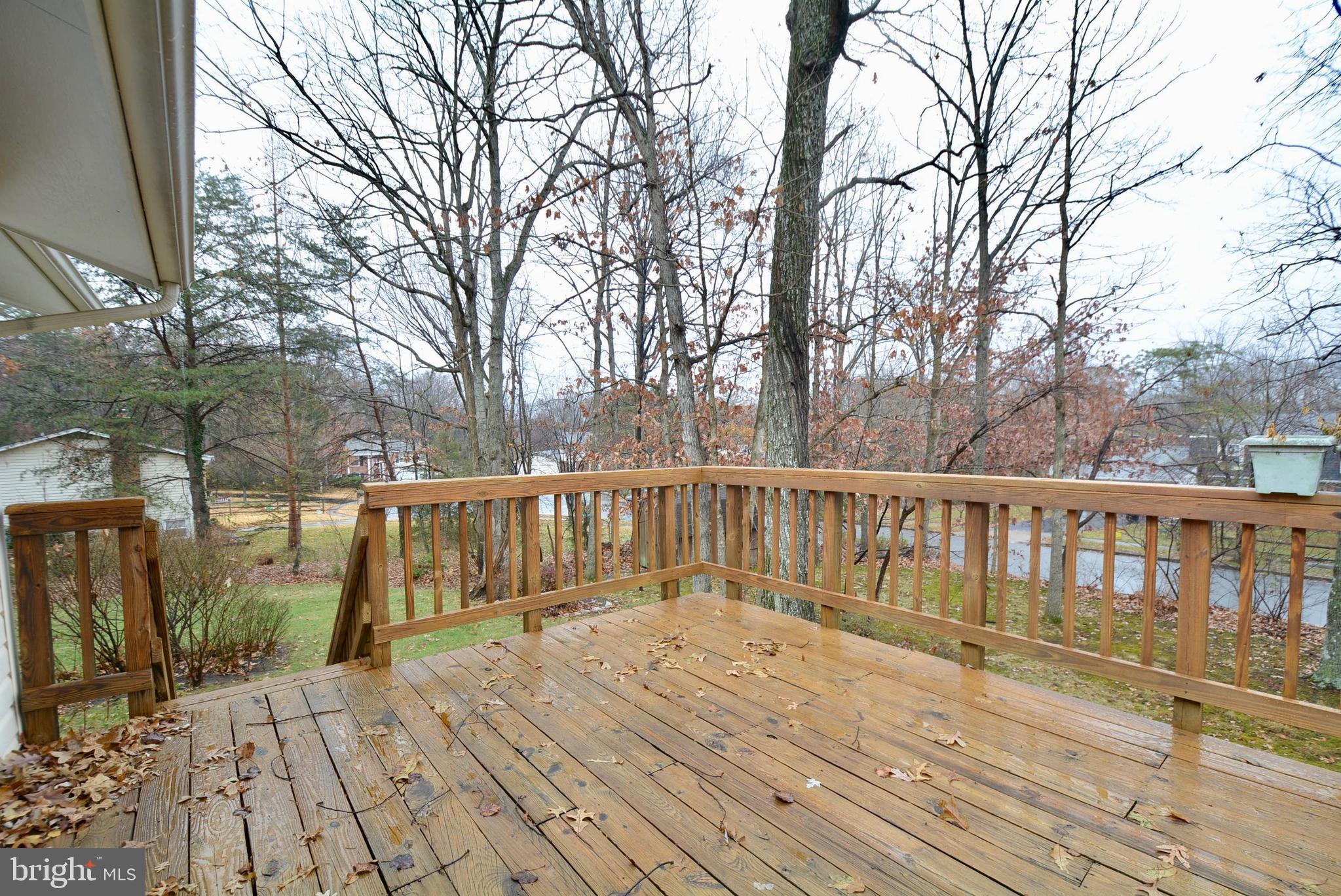 6911 Rochambeau Place Springfield, VA 22153 - Photo 41 of 45 Deck