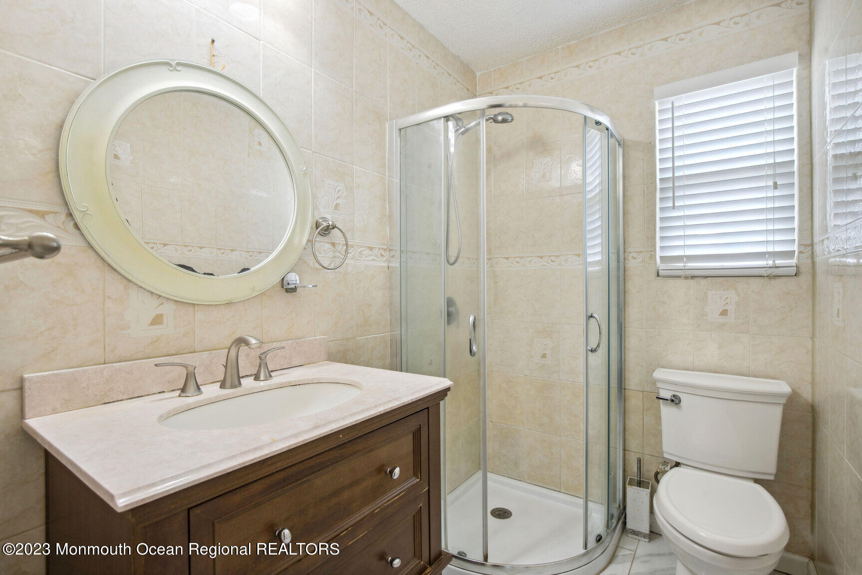 604 Wayside Road Neptune Township, NJ 07753 - Photo 16 of 20 Bathroom #3