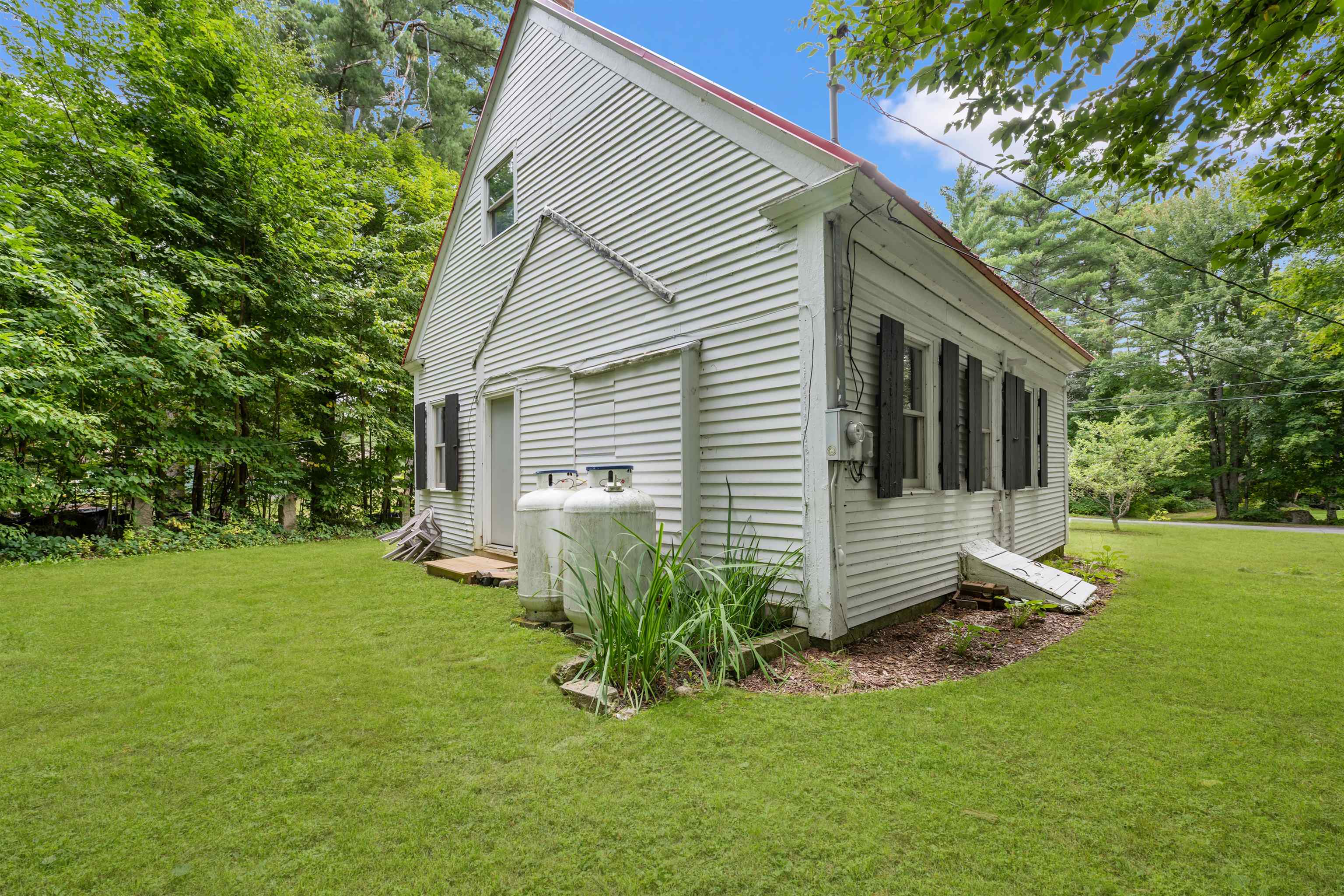446 Parker Road Carroll, NH 03598 - Photo 10 of 33 Gallery Image 10