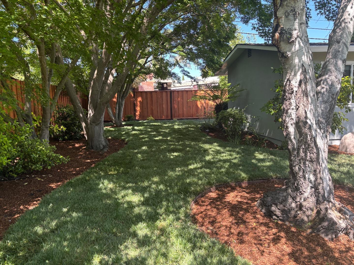 2355 Louis Road Palo Alto, CA 94303 - Photo 4 of 16
