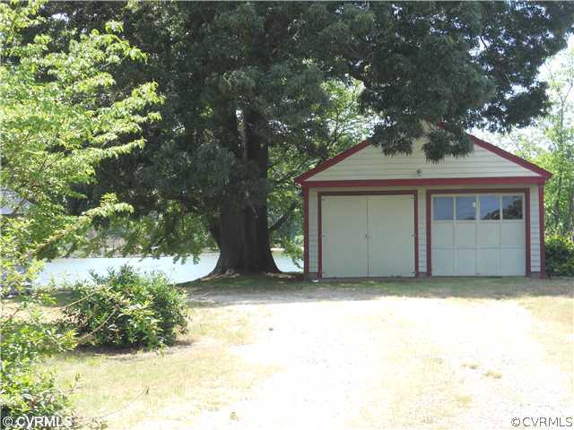 716 Buzzards Point Road Reedville, VA 22539 - Photo 3 of 24 Gallery Image 3