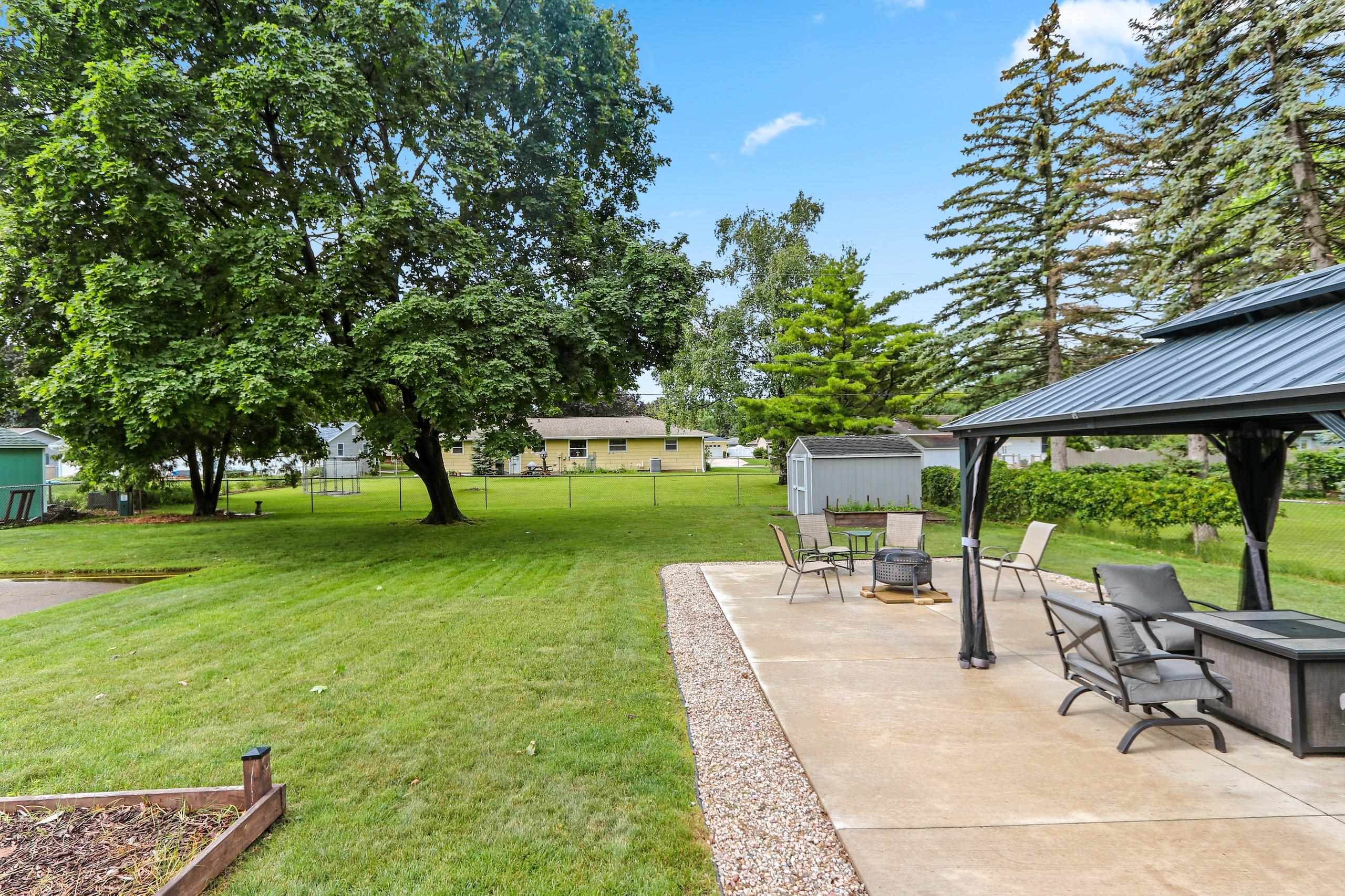 1203 Valleyview Road Green Bay, WI 54304 - Photo 68 of 81
