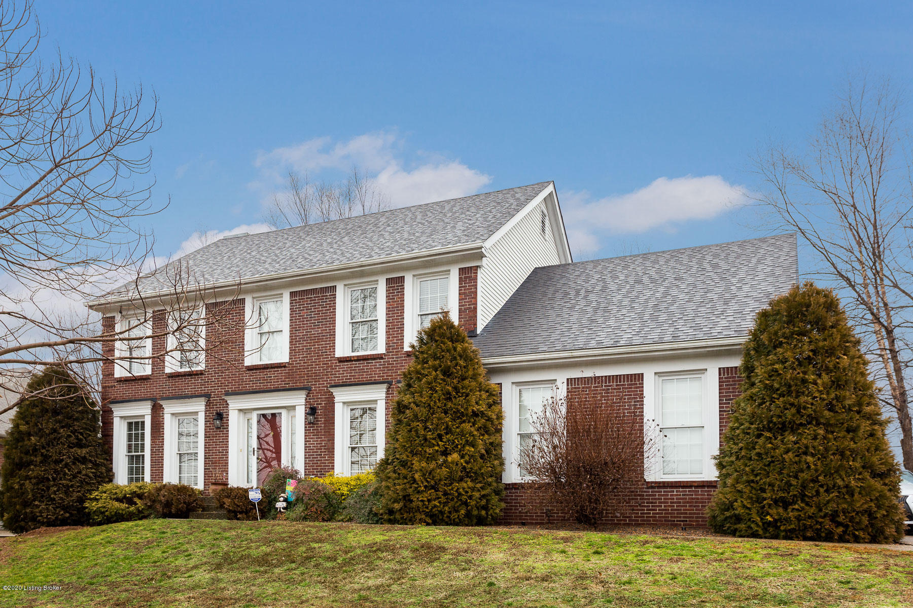 1435 Twin Ridge Road Louisville, KY 40242 - Photo 1 of 37 0011435 Twin Ridge Rd - INTERNET