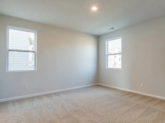 $2,400 | 729 Pintail Pointe, Lebanon, TN 37090