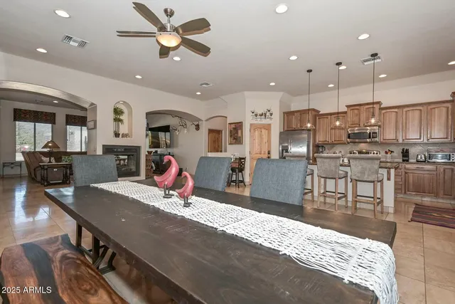 $5,500 | 1411 West Desert Hills Estate Drive, Phoenix, AZ 85086