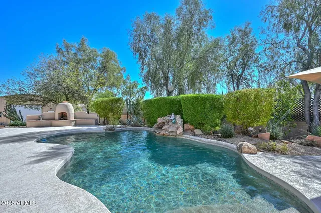 $5,500 | 1411 West Desert Hills Estate Drive, Phoenix, AZ 85086