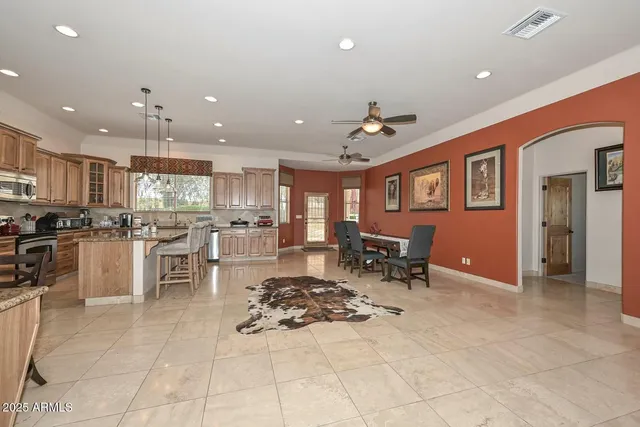 $5,500 | 1411 West Desert Hills Estate Drive, Phoenix, AZ 85086