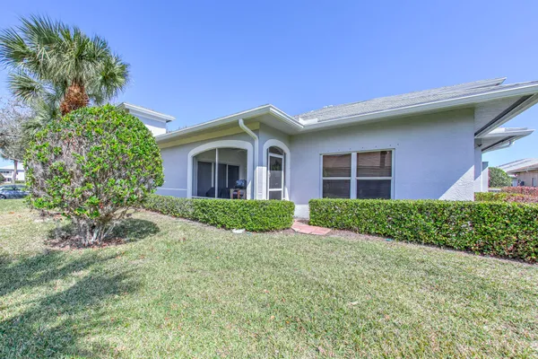 $2,000 | 1829 Sandhill Crane Drive, Unit B2, Fort Pierce, FL 34982