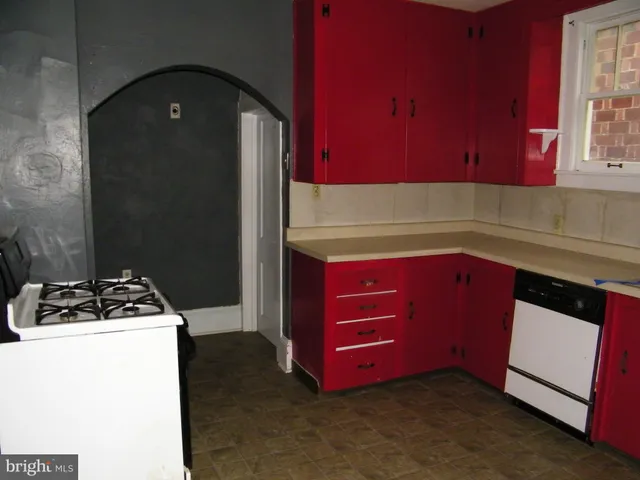 $90,000 | 617 Frederick Street, Cumberland, MD 21502