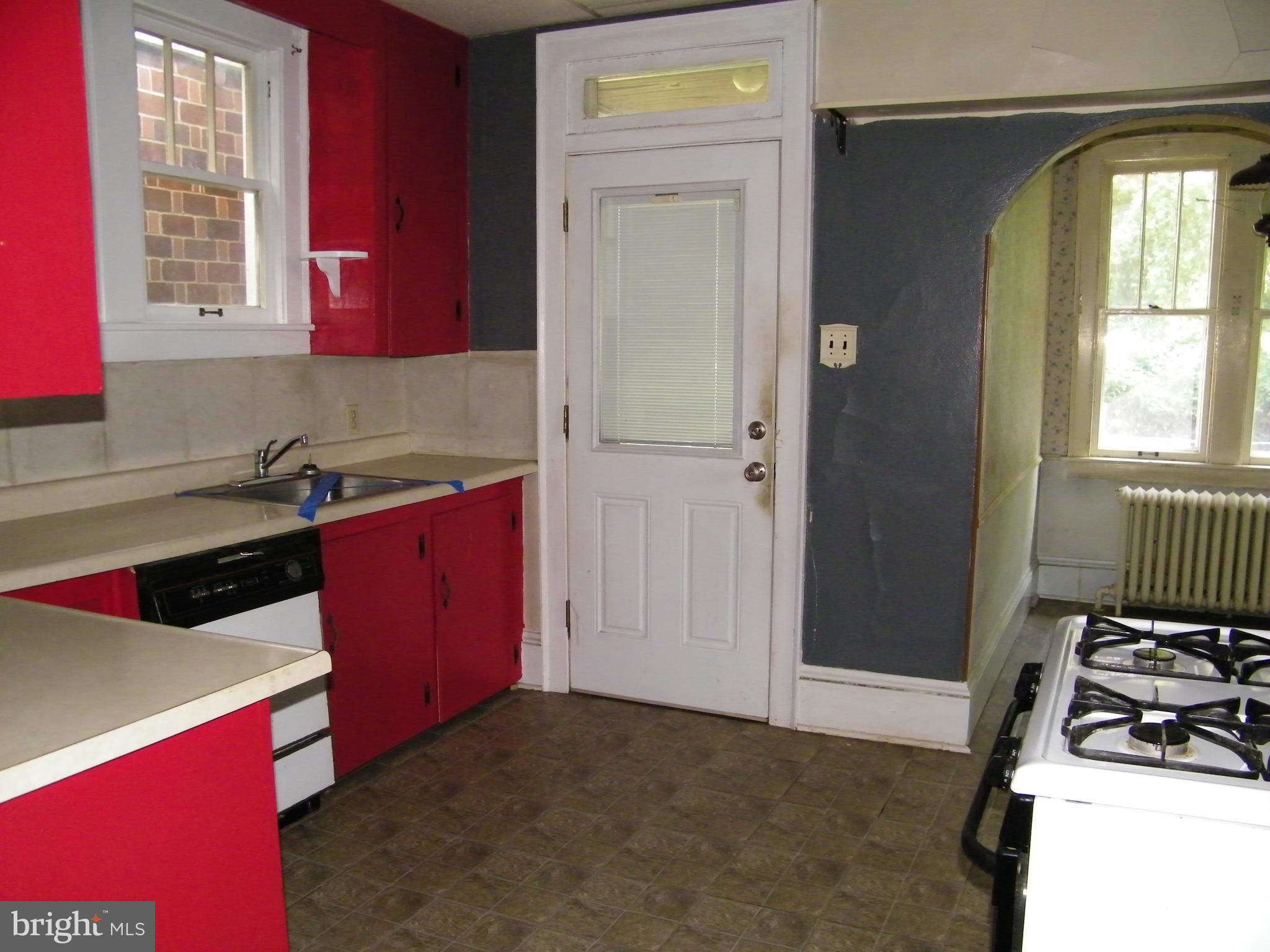 617 Frederick Street Cumberland, MD 21502 - Photo 9 of 16