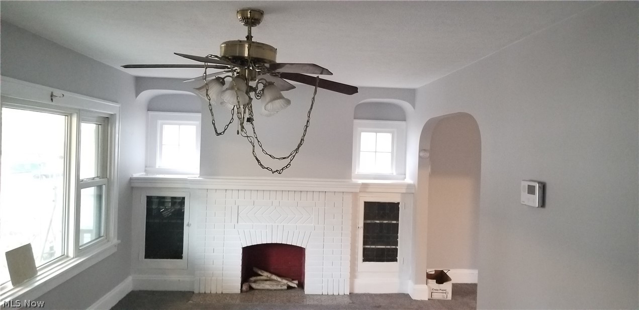 3570 Lloyd Road Cleveland, OH 44111 - Photo 4 of 29