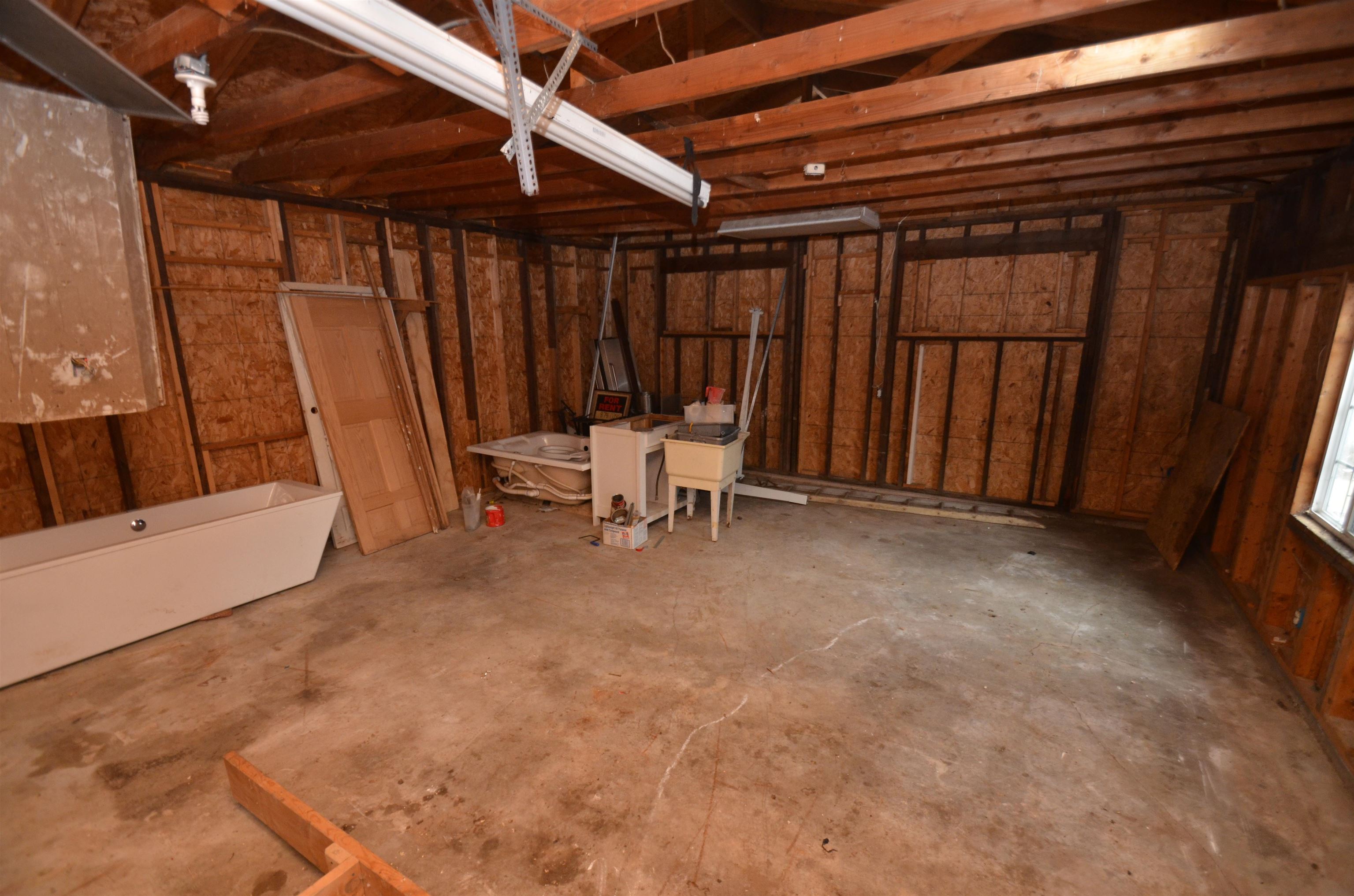 7722 Shirley Road Cherry Valley, IL 61016 - Photo 12 of 33