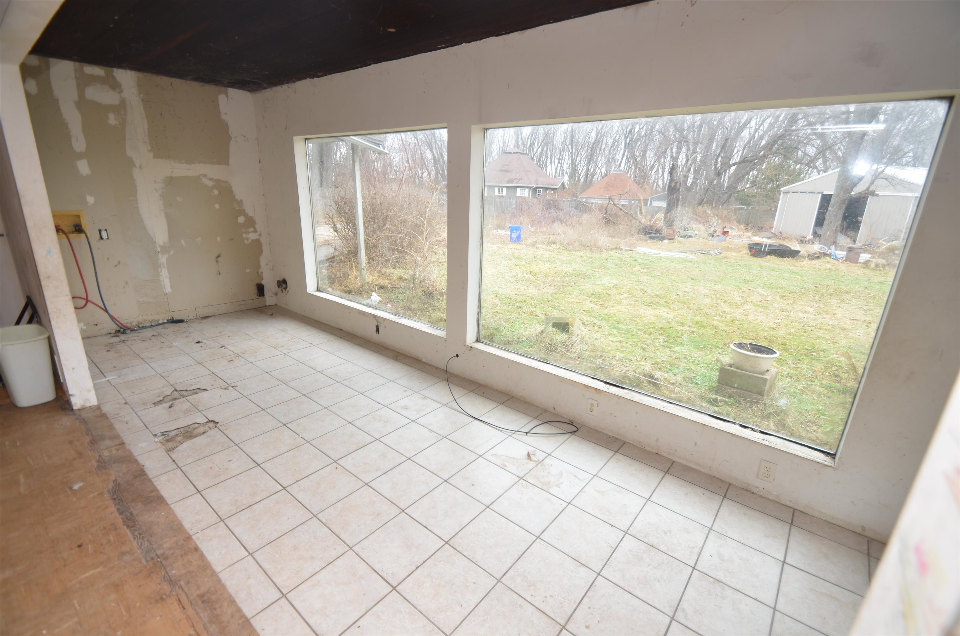 7722 Shirley Road Cherry Valley, IL 61016 - Photo 16 of 33