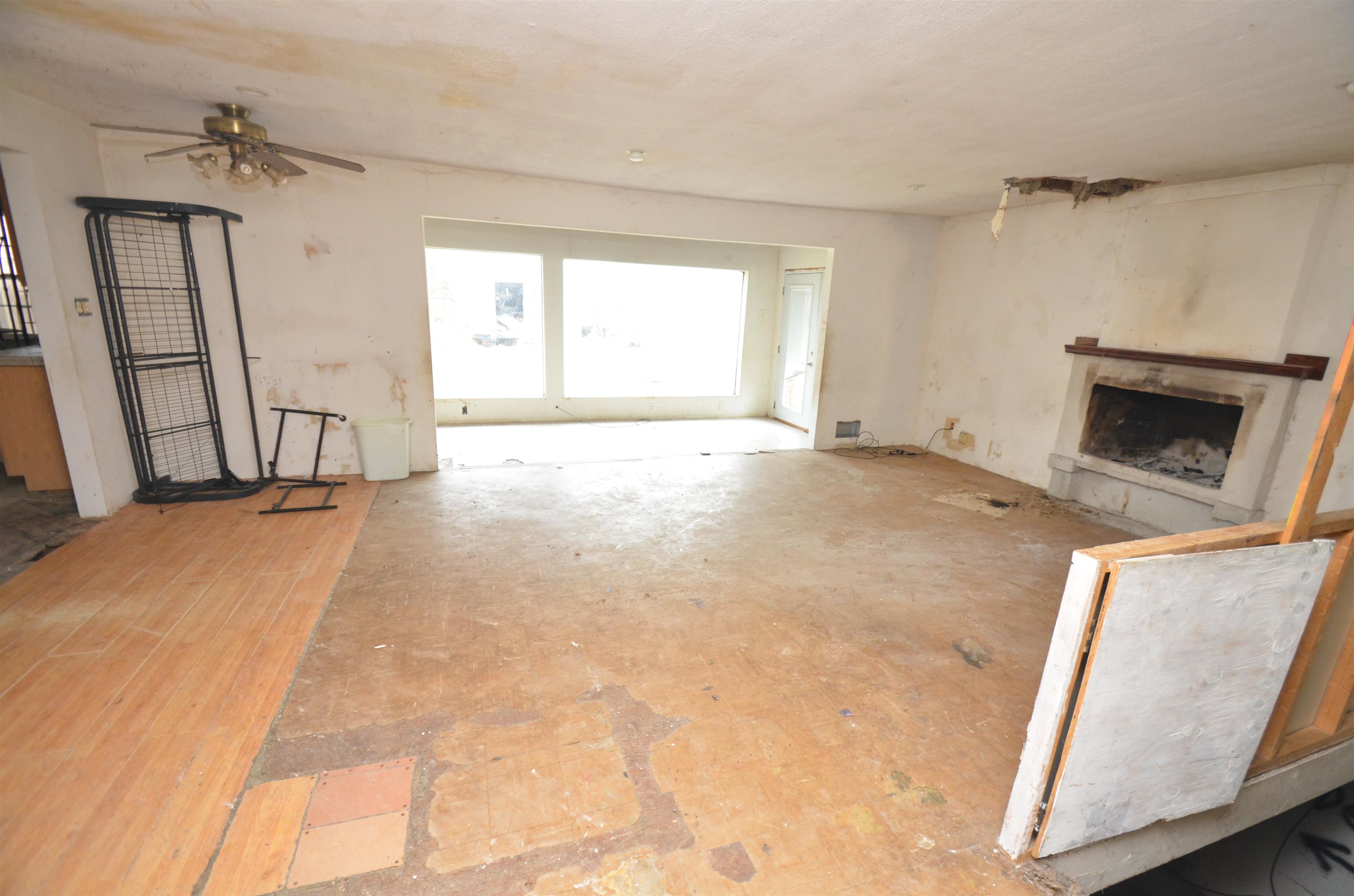 7722 Shirley Road Cherry Valley, IL 61016 - Photo 10 of 33