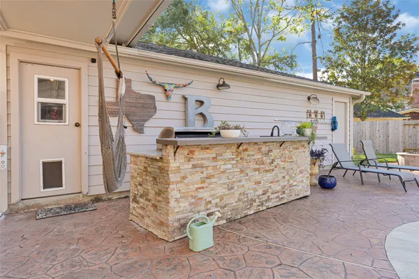 $560,000 | 4110 Walnut Pond Drive, Pasadena, TX 77059