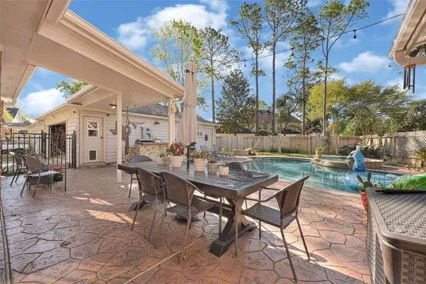 $543,200 | 4110 Walnut Pond Drive, Pasadena, TX 77059