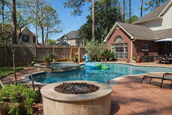 $560,000 | 4110 Walnut Pond Drive, Pasadena, TX 77059