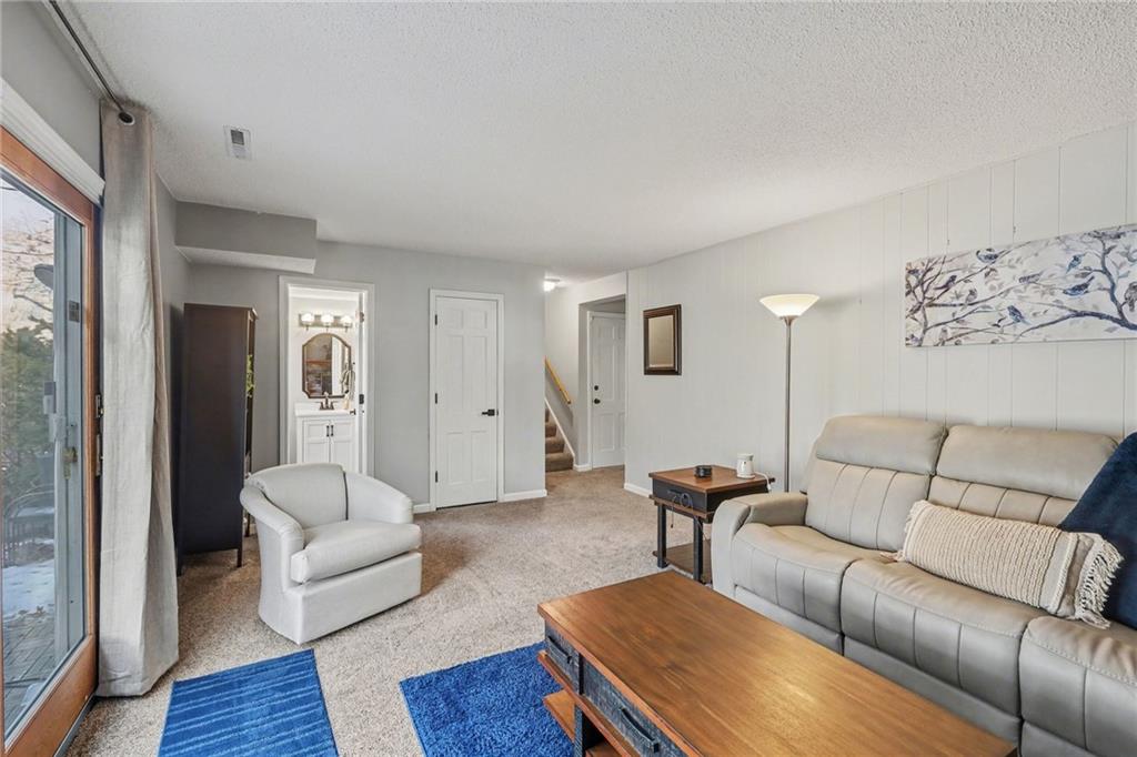 3201 Southwest Plass Avenue Topeka, KS 66611 - Photo 16 of 40