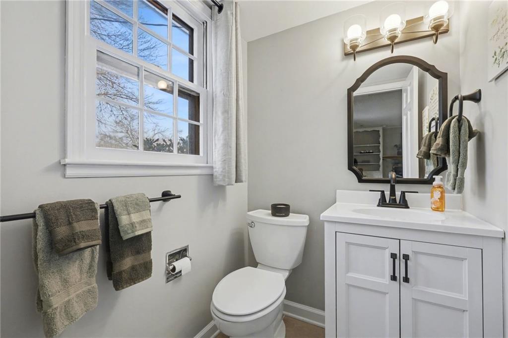 3201 Southwest Plass Avenue Topeka, KS 66611 - Photo 18 of 40