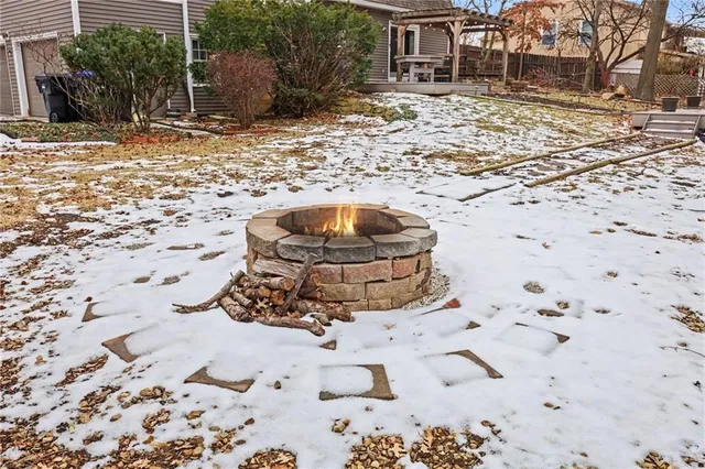 $315,000 | 3201 Southwest Plass Avenue, Topeka, KS 66611