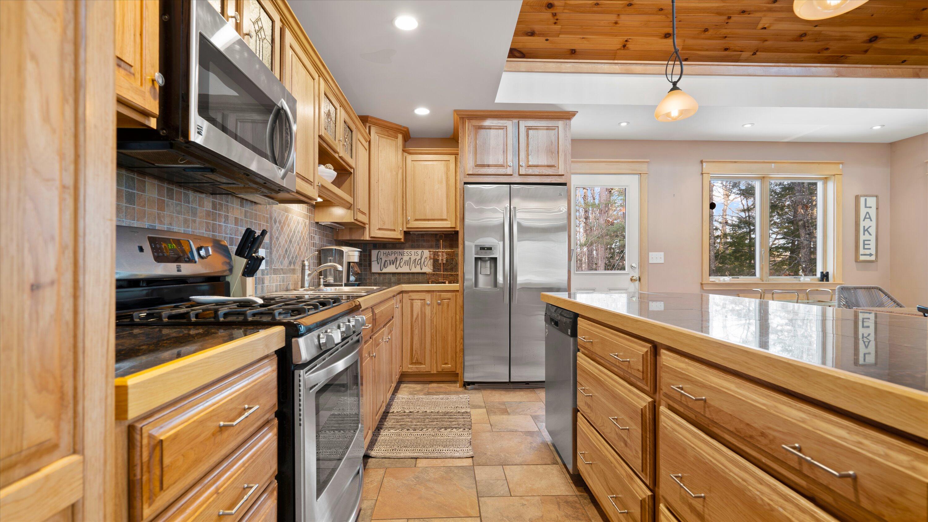 352 Mt Hunger Shore Road Gray, ME 04071 - Photo 10 of 53 16-DSC03202