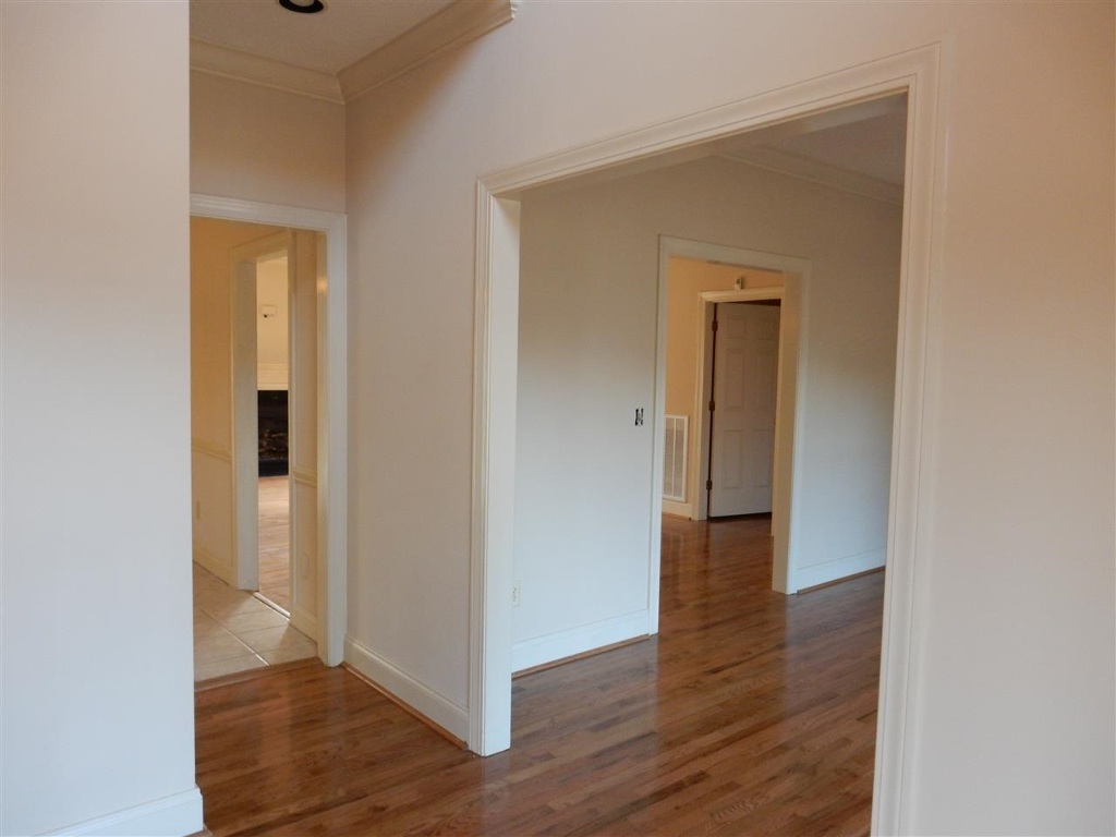 1203 Plum Lane Anderson, SC 29621 - Photo 5 of 25 Gallery Image 5